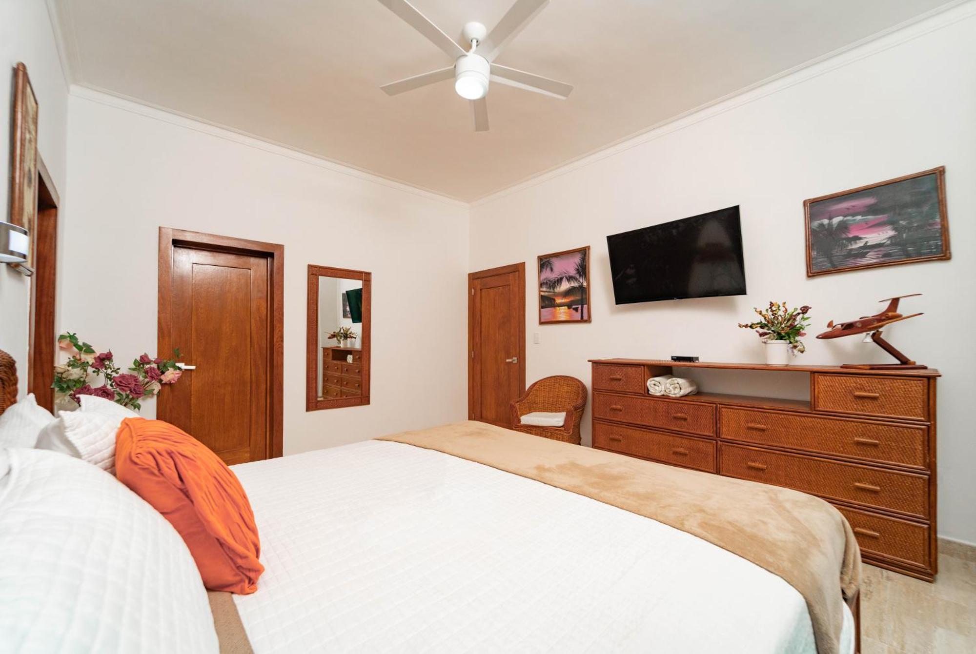 Suites At Grand Laguna Beach By Calisto Stays โซซูอา ภายนอก รูปภาพ